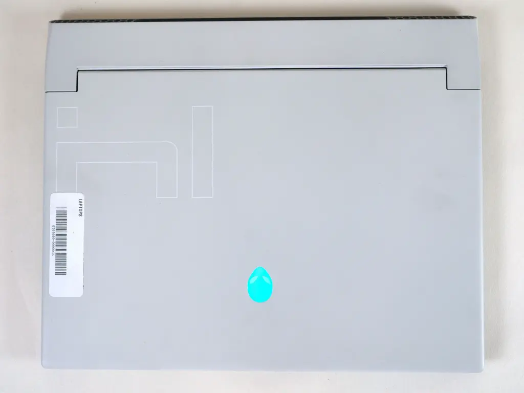 Dell Alienware x14 - T.webp