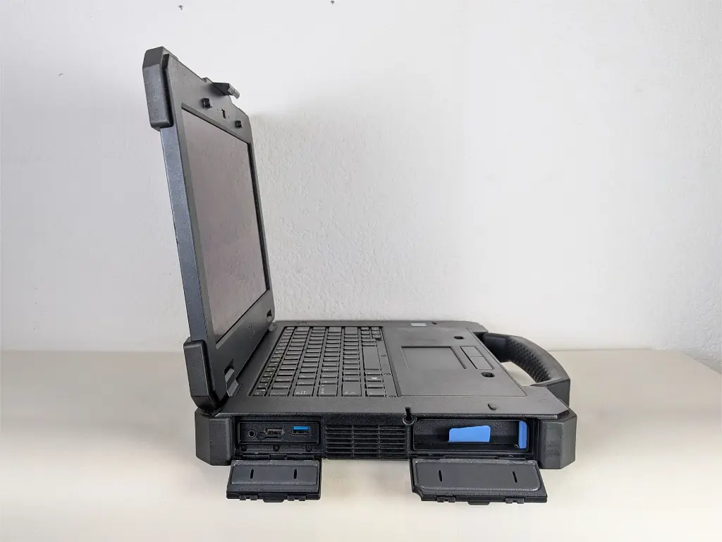 Dell Latitude 14 Rugged Extreme 7414 Laptop - L.webp