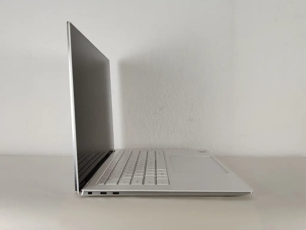 Dell XPS 15 9500 Laptop - L.webp