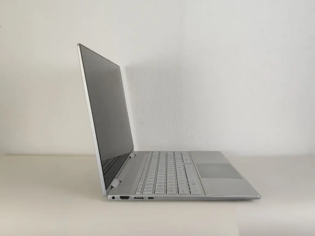 HP ENVY-3 x360 2-in-1 15-ew0013dx Laptop - L.webp