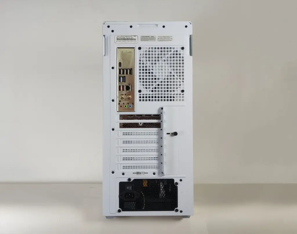 White Desktop - B.webp