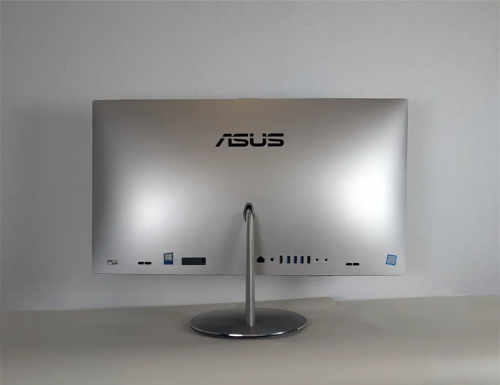 Asus Zen AiO 24 ZN242GD - B.webp