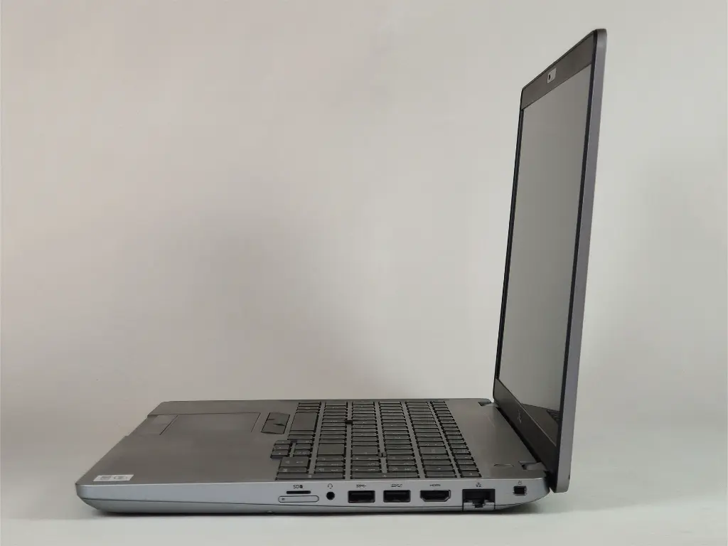 Dell Latitude 5511 Laptop - R.webp