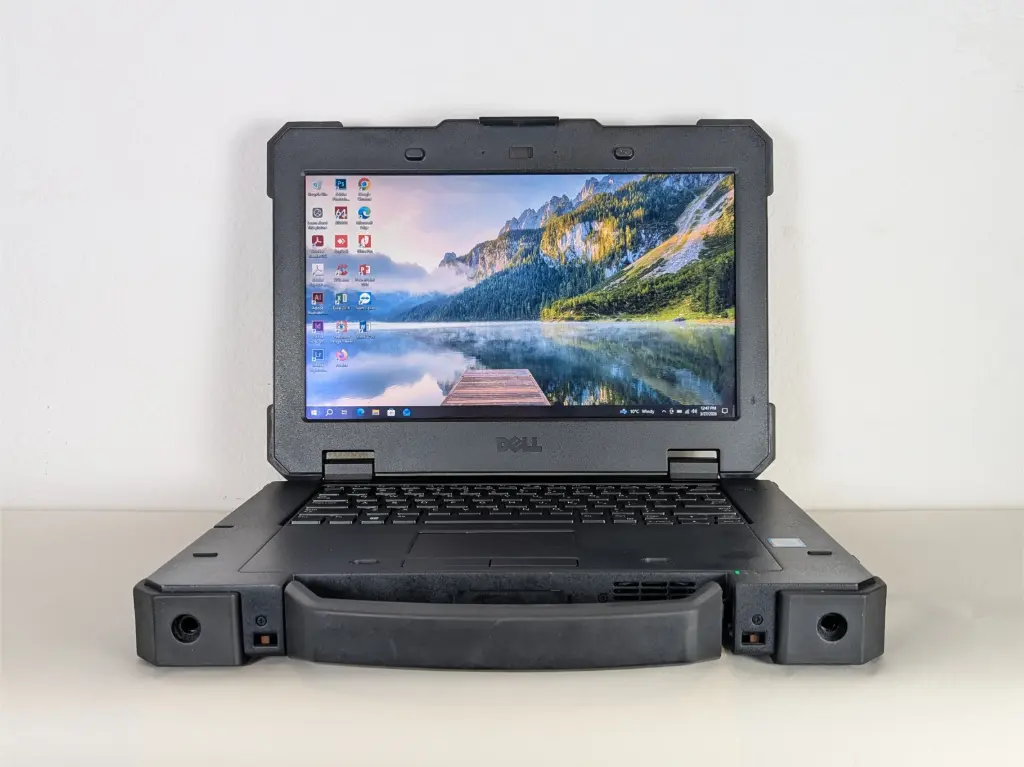 Dell Latitude 14 Rugged Extreme 7414 Laptop
